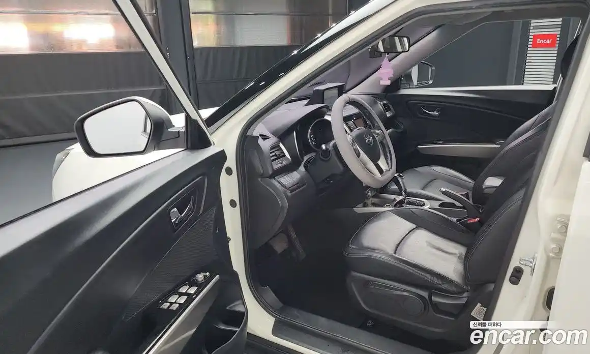 SsangYong TIBOLI 2015 1.6 Автомат в Москве № 33424, фото 18