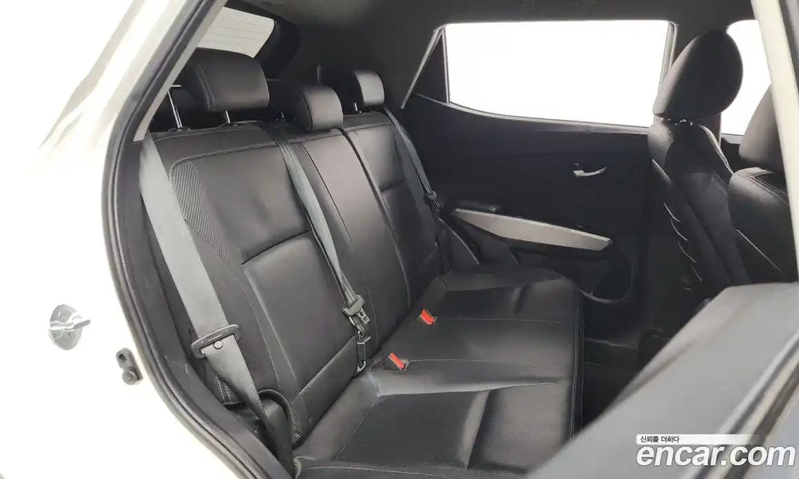 SsangYong TIBOLI 2015 1.6 Автомат в Москве № 33424, фото 3