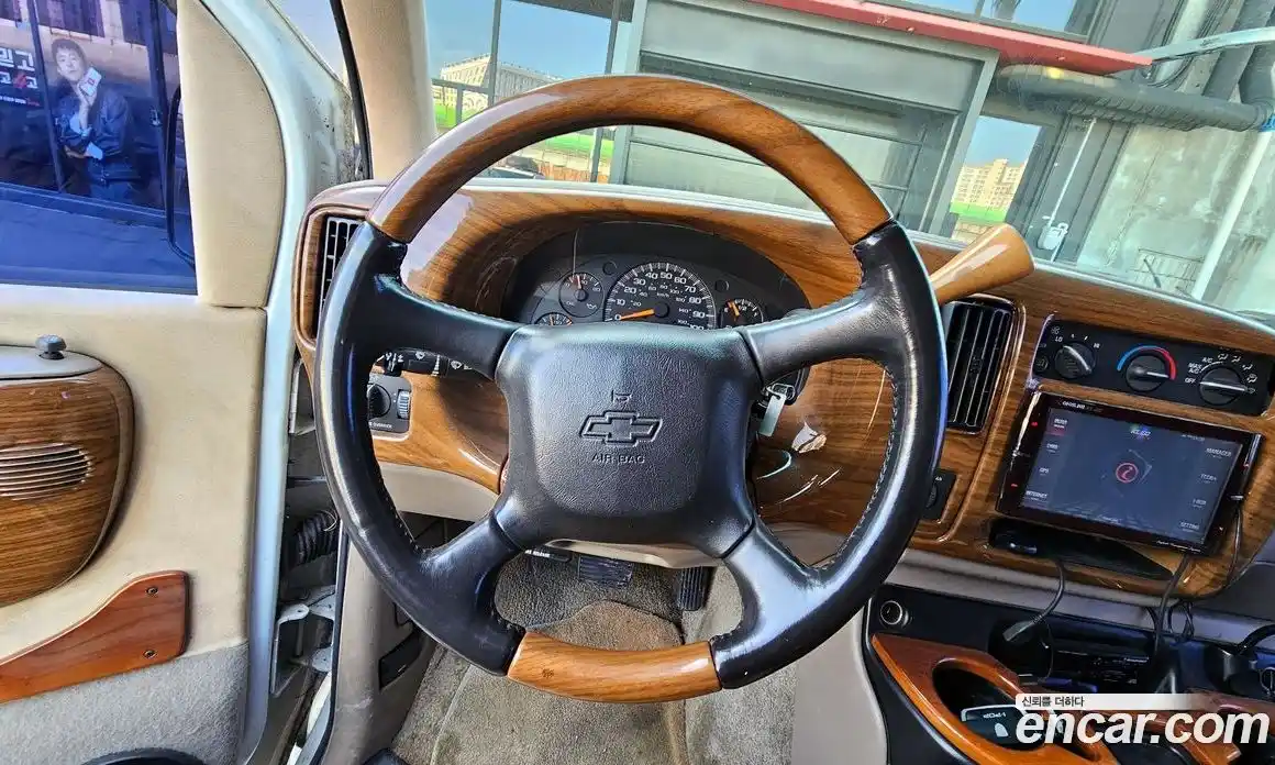 Chevrolet Chevy Van 2002 5.7 Автомат в Москве № 346582, фото 13