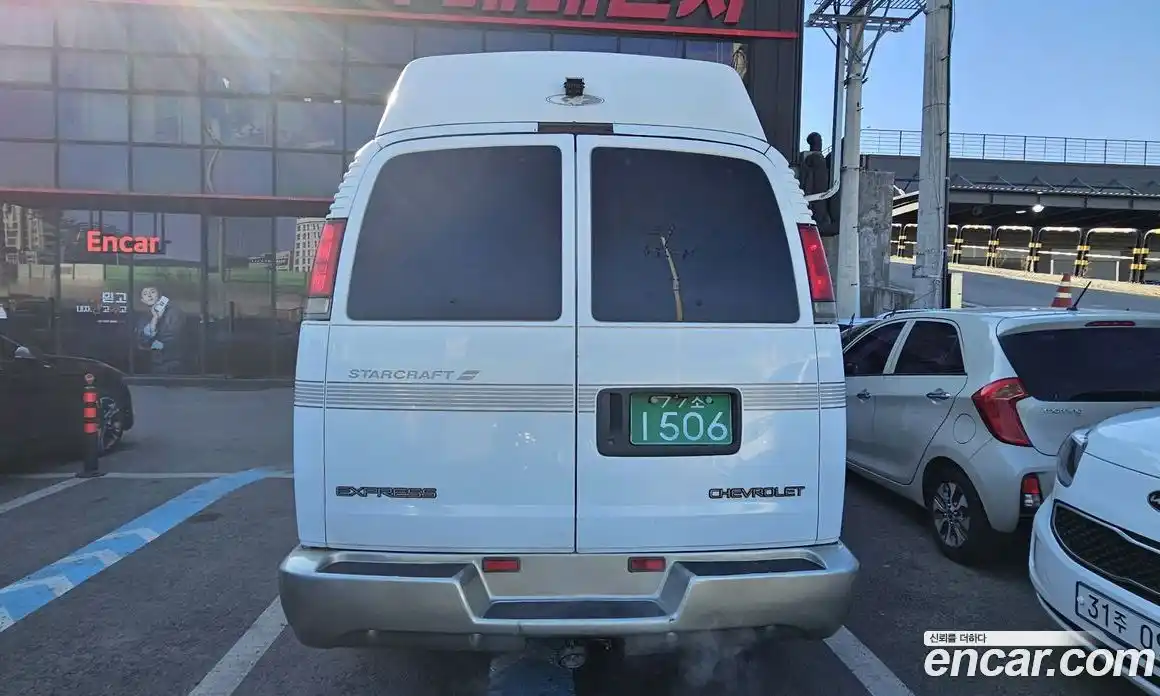 Chevrolet Chevy Van 2002 5.7 Автомат в Москве № 346582, фото 4