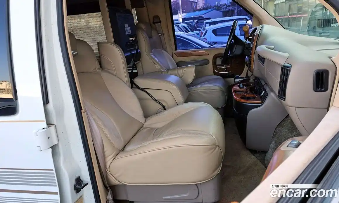 Chevrolet Chevy Van 2002 5.7 Автомат в Москве № 346582, фото 10