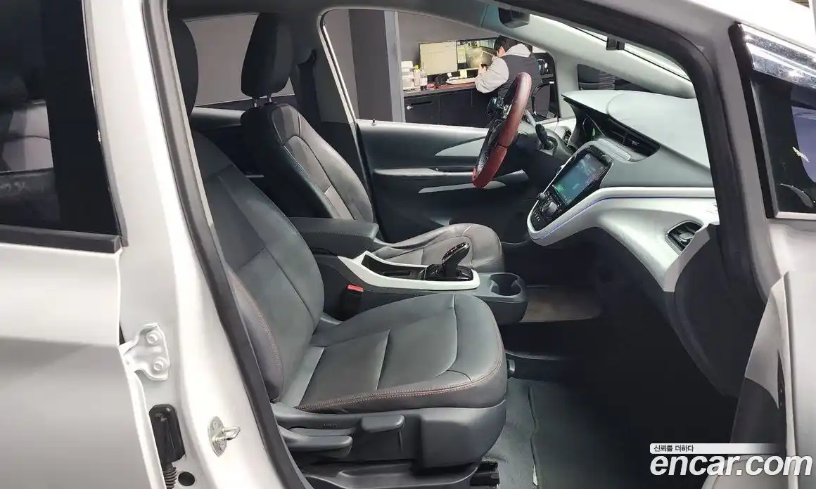 Chevrolet Bolt EV 2017 0.2 Автомат в Москве № 36912, фото 12