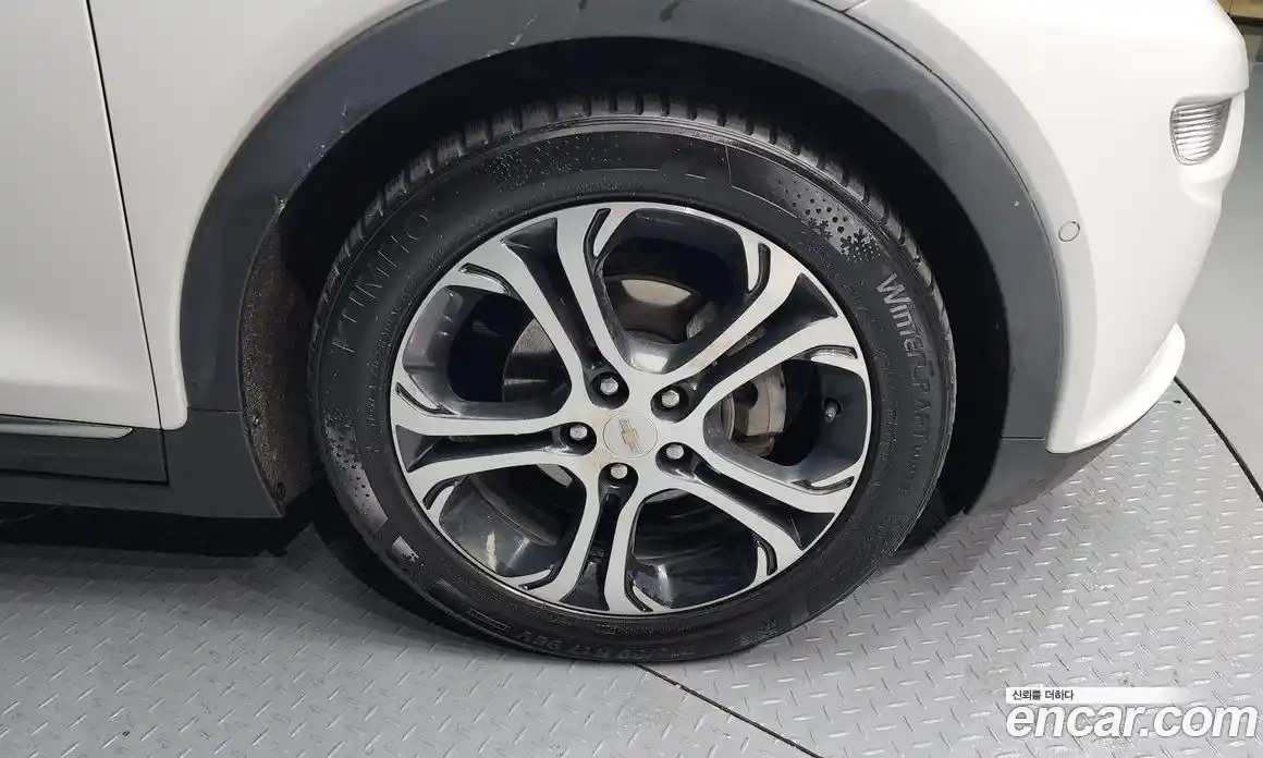 Chevrolet Bolt EV 2017 0.2 Автомат в Москве № 36912, фото 20