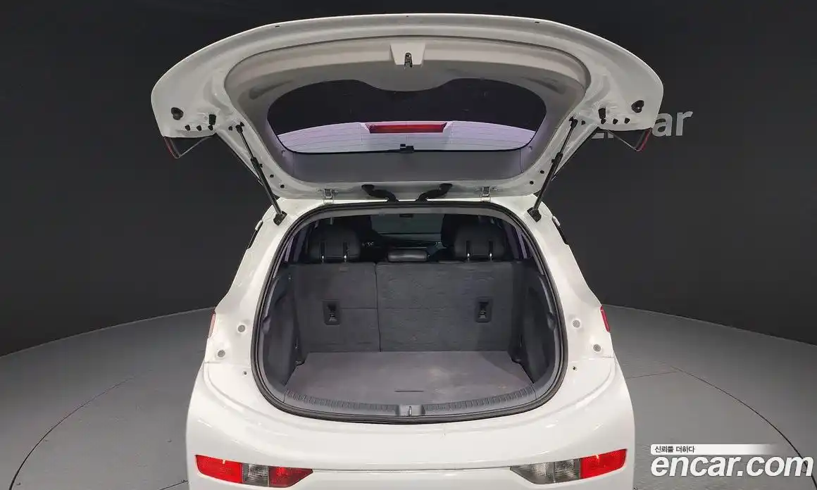 Chevrolet Bolt EV 2017 0.2 Автомат в Москве № 36912, фото 9