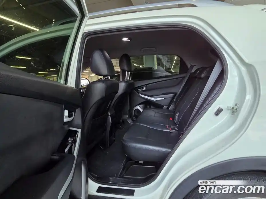 SsangYong Korando 2016 2.2 Автомат в Москве № 369918, фото 16