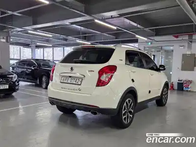 SsangYong Korando 2016 2.2 Автомат в Москве № 369918, миниатюра 5