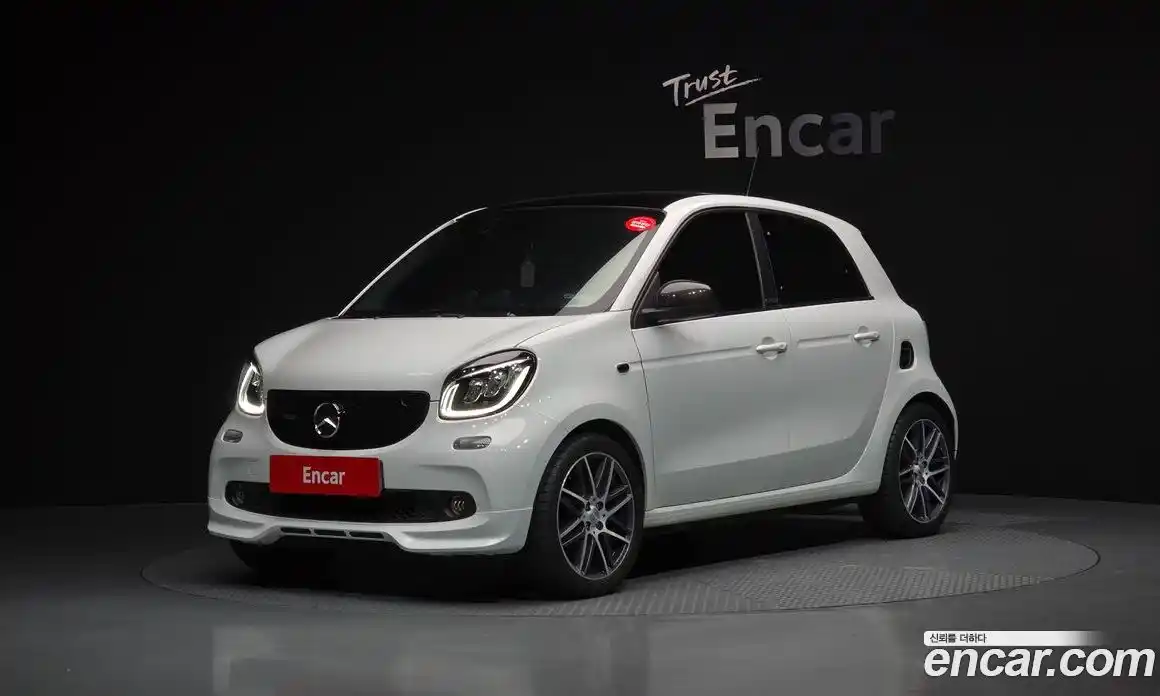 Smart Forfour 2017 0.9 Автомат в Москве № 375970, фото 1