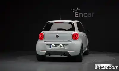 Smart Forfour 2017 0.9 Автомат в Москве № 375970, миниатюра 4