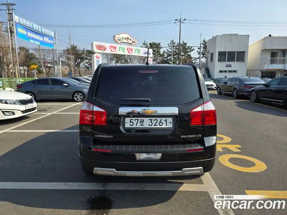 Chevrolet Orlando 2013 2.0 Автомат в Москве № 37990, фото 4