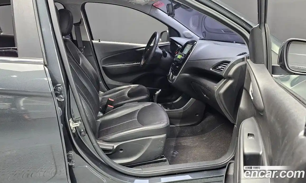 Chevrolet Spark 2017 1.0 Автомат в Москве № 39407, фото 7