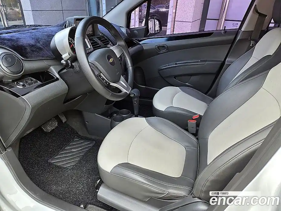 Chevrolet Spark 2012 1.0 Автомат в Москве № 412014, фото 8