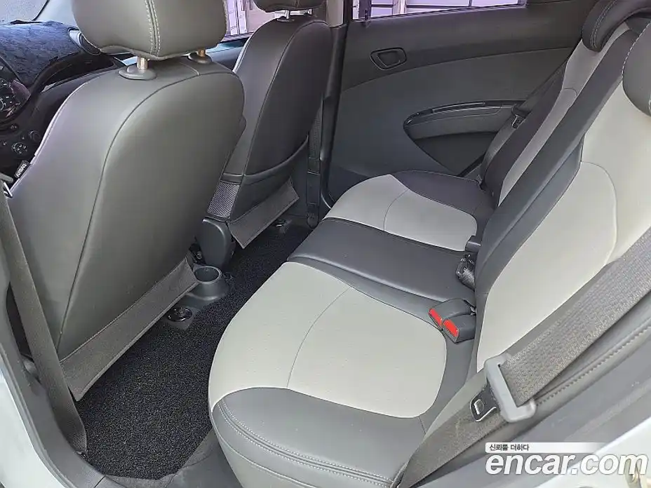 Chevrolet Spark 2012 1.0 Автомат в Москве № 412014, фото 10