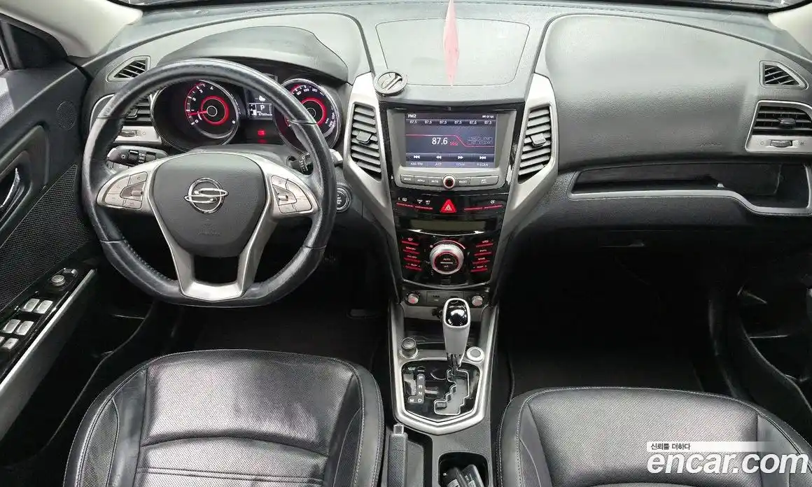 SsangYong TIBOLI 2015 1.6 Автомат в Москве № 420976, фото 7