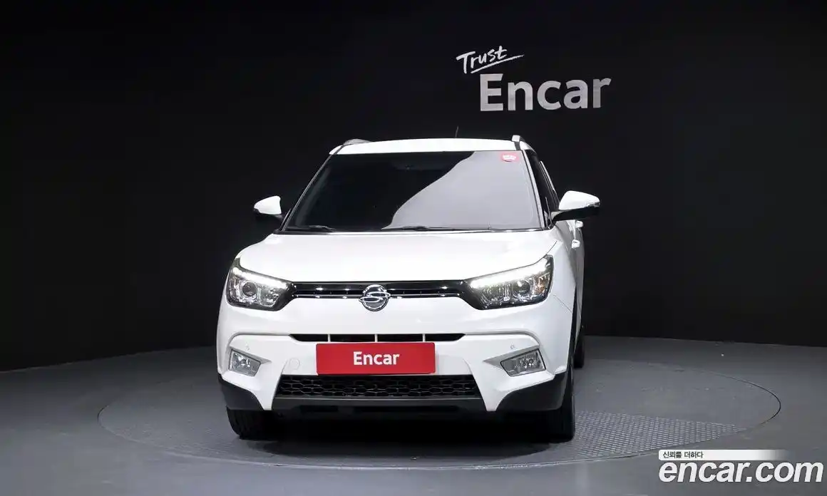 SsangYong TIBOLI 2016 1.6 Автомат в Москве № 421438, фото 3