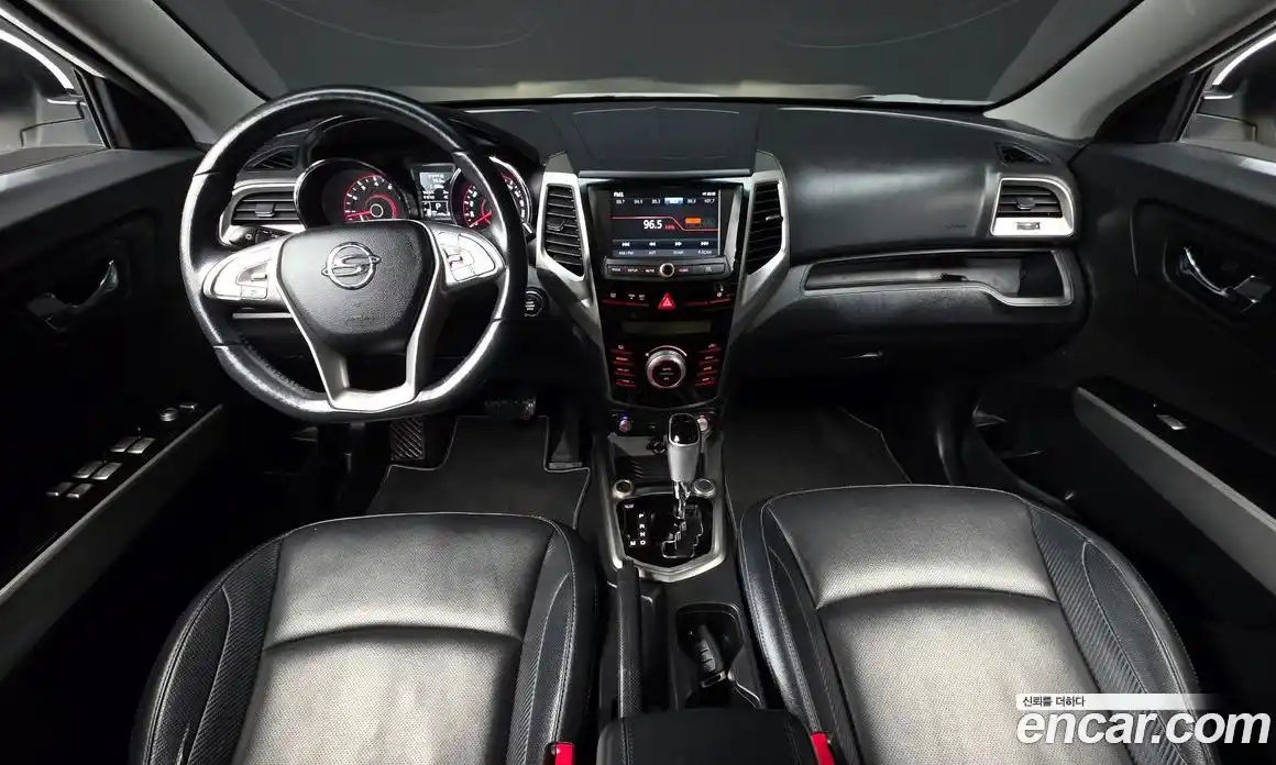 SsangYong TIBOLI 2016 1.6 Автомат в Москве № 421438, фото 7