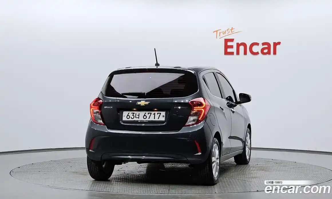 Chevrolet Spark 2019 1.0 Автомат в Москве № 422043, фото 3