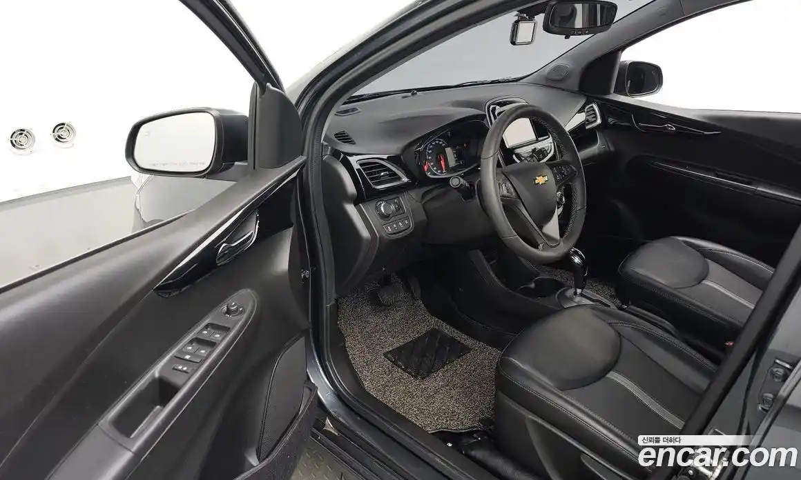 Chevrolet Spark 2019 1.0 Автомат в Москве № 422043, фото 9