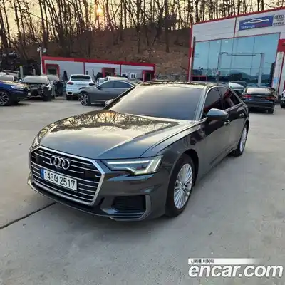 Audi A6 2021 2.0 Автомат в Москве № 429548, миниатюра 2