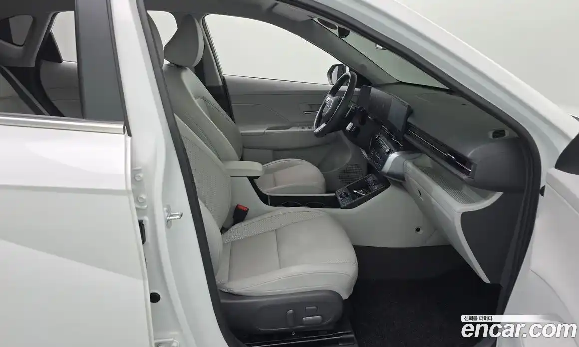 Hyundai Kona 2023 1.6 Автомат в Москве № 43037, фото 13