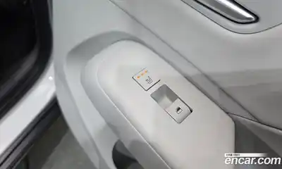 Hyundai Kona 2023 1.6 Автомат в Москве № 43037, миниатюра 2