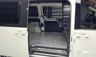 Hyundai Staria 2025 3.5 Автомат в Москве № 448777, миниатюра 11