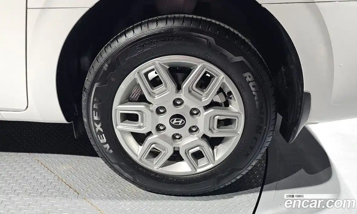 Hyundai Staria 2025 3.5 Автомат в Москве № 448777, фото 5