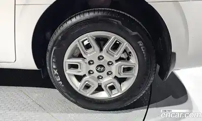 Hyundai Staria 2025 3.5 Автомат в Москве № 448777, миниатюра 5