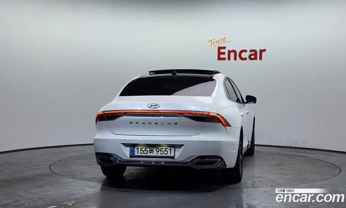 Hyundai Grandeur 2020 2.4 Автомат в Москве № 44994, фото 13