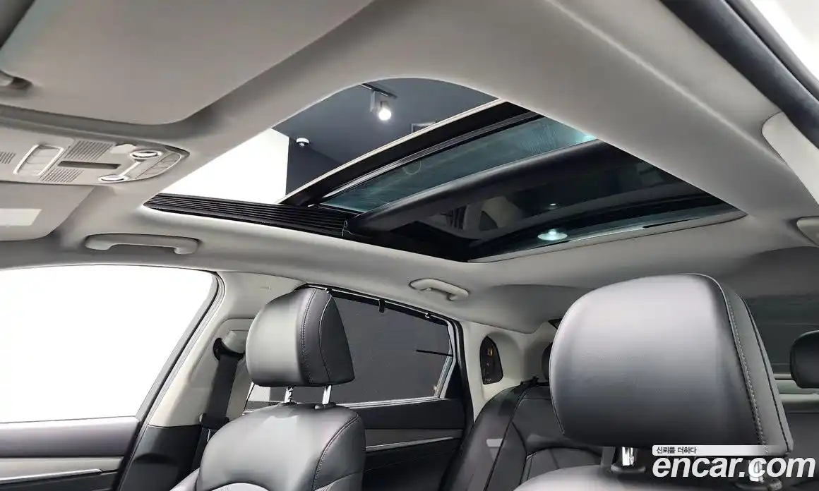 Hyundai Grandeur 2020 2.4 Автомат в Москве № 44994, фото 17