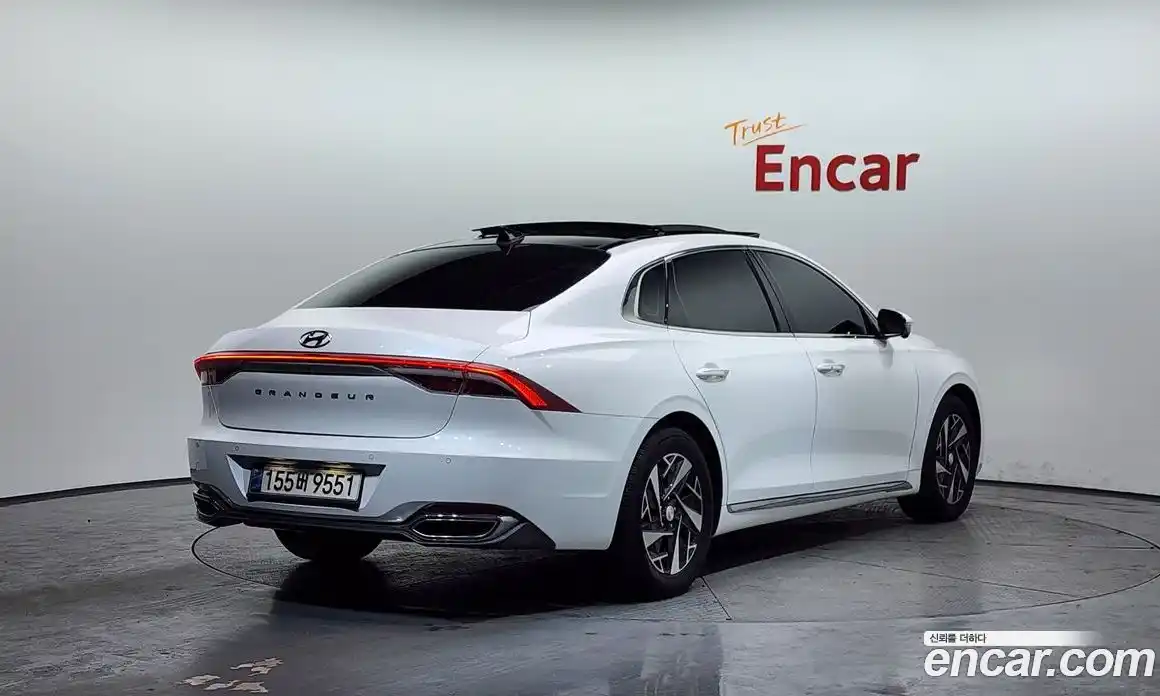 Hyundai Grandeur 2020 2.4 Автомат в Москве № 44994, фото 4