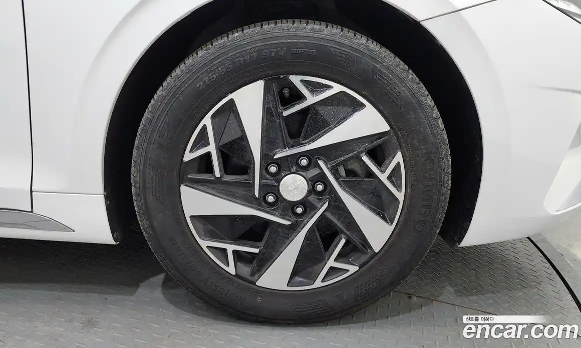 Hyundai Grandeur 2020 2.4 Автомат в Москве № 44994, фото 9