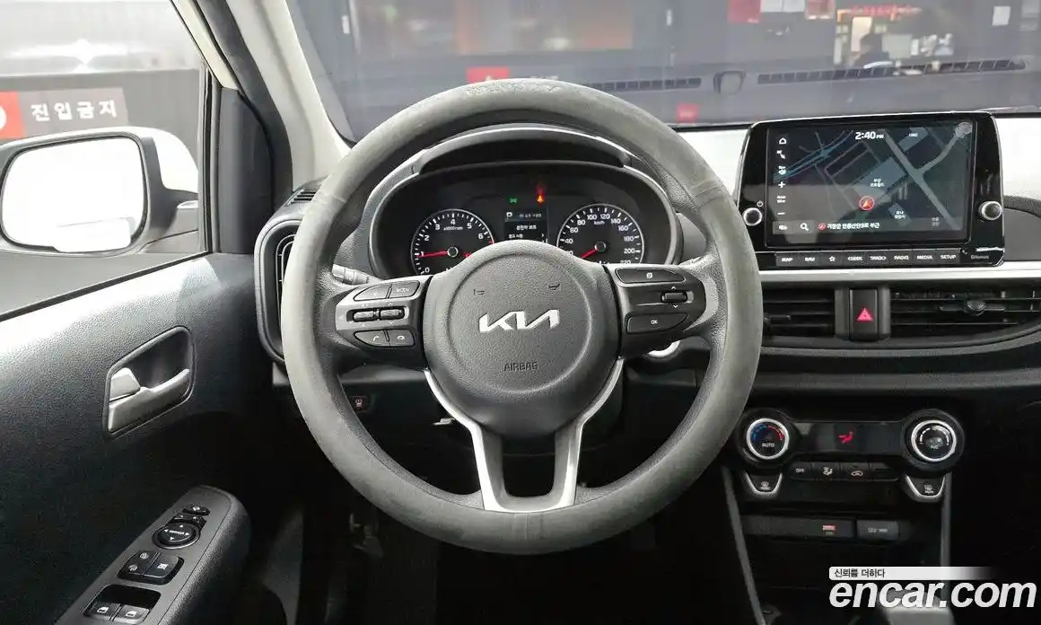 Kia Morning 2023 1.0 Автомат в Москве № 450943, фото 13