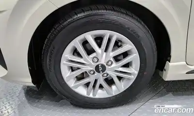 Kia Morning 2023 1.0 Автомат в Москве № 450943, миниатюра 5