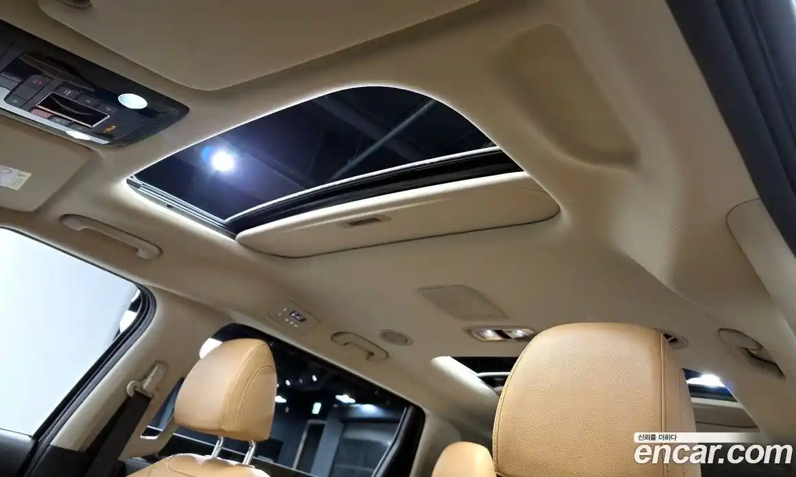 Kia Canival 2022 3.5 Автомат в Москве № 452029, фото 19