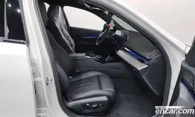 BMW i5 2025 0.2 Автомат в Москве № 463552, миниатюра 11