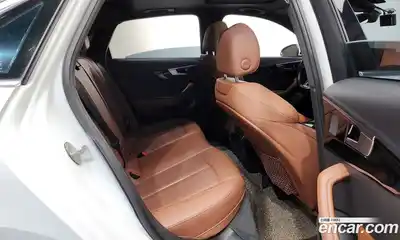 Audi A4 2021 2.0 Автомат в Москве № 468846, миниатюра 12