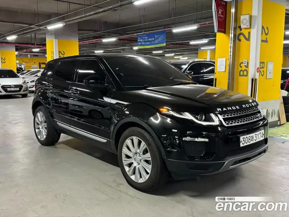 Land Rover Range-Rover Evoque 2019 2.0 Автомат в Москве № 471098, фото 3