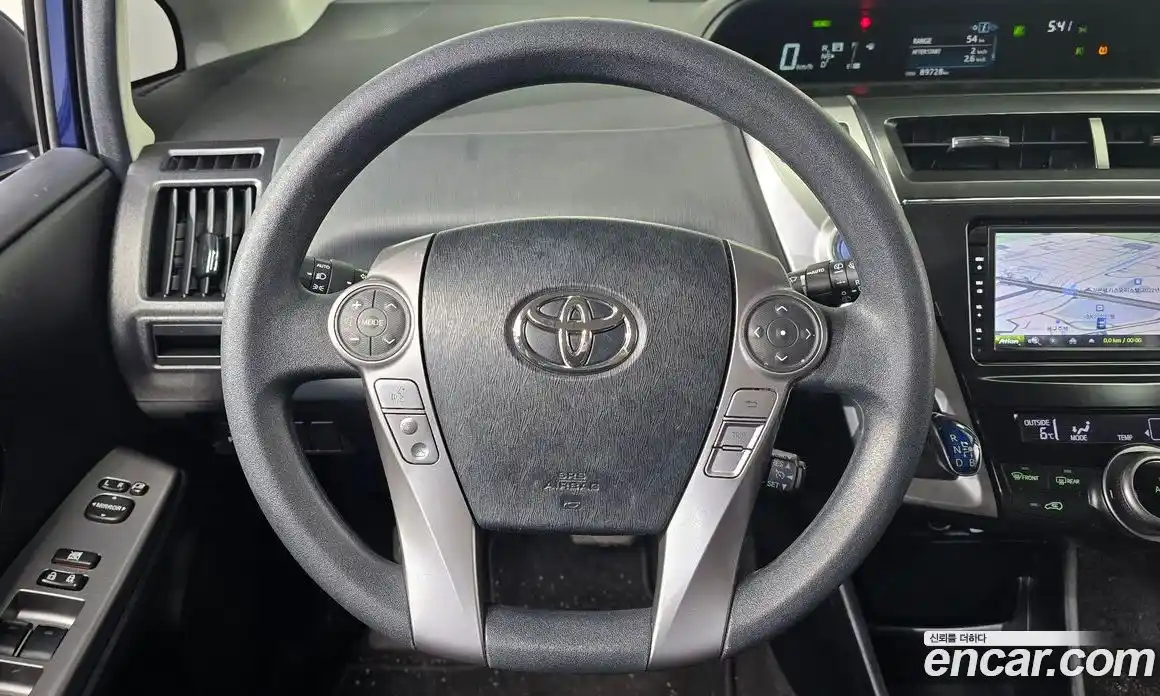 Toyota Prius 2015 1.8 Автомат в Москве № 473026, фото 13
