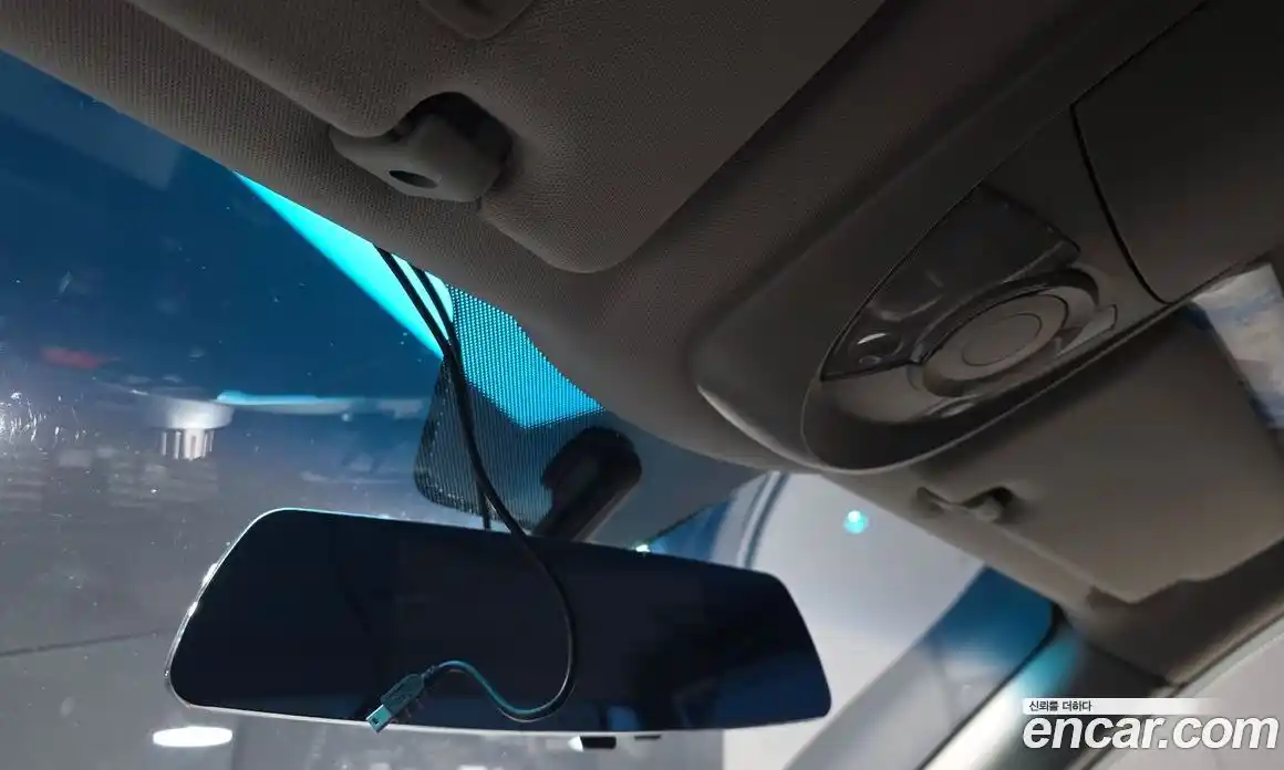 SsangYong Korando 2012 2.0 Механическая в Москве № 491335, фото 17