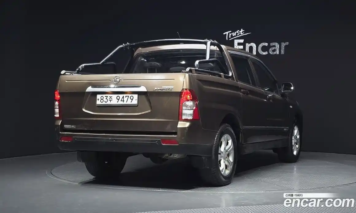 SsangYong Korando 2012 2.0 Механическая в Москве № 491335, фото 2