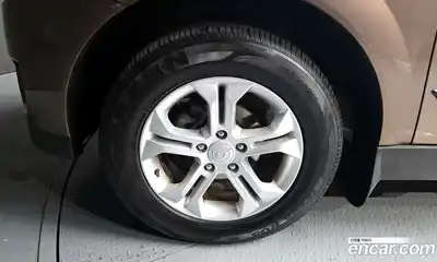 SsangYong Korando 2012 2.0 Механическая в Москве № 491335, миниатюра 5