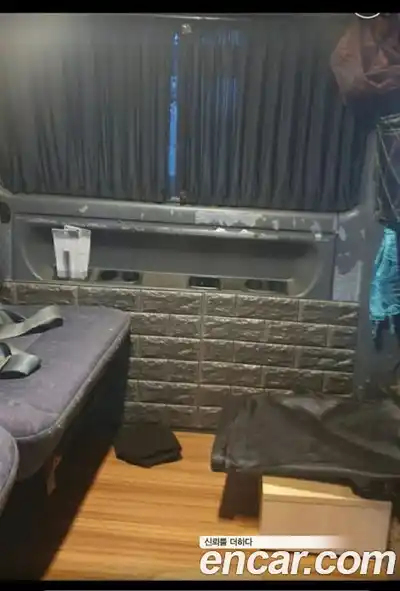 SsangYong Istana 2001 2.9 Механическая в Москве № 491671, миниатюра 7