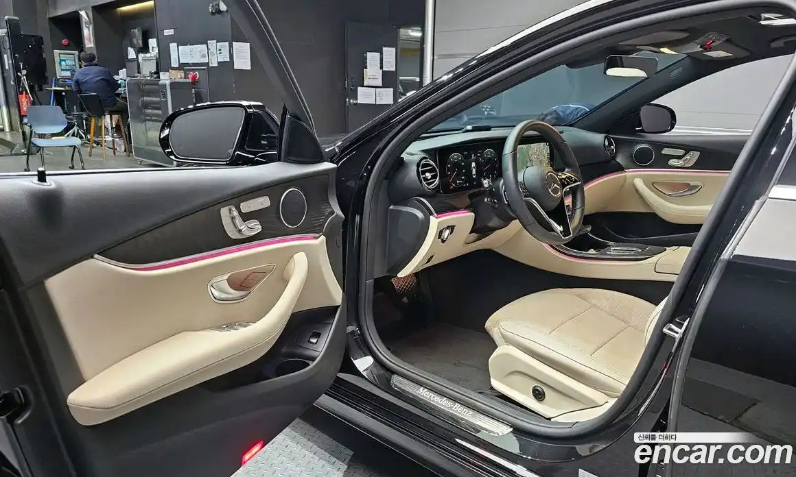 Mercedes-Benz E-Class 2023 2.0 Автомат в Москве № 494027, фото 11