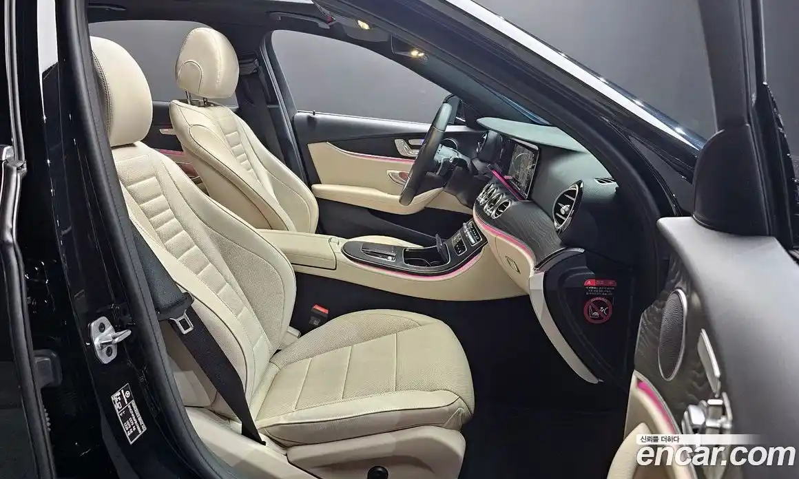 Mercedes-Benz E-Class 2023 2.0 Автомат в Москве № 494027, фото 10