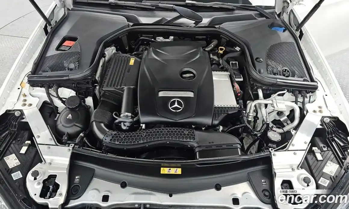 Mercedes-Benz E-Class 2021 2.0 Автомат в Москве № 495083, фото 6