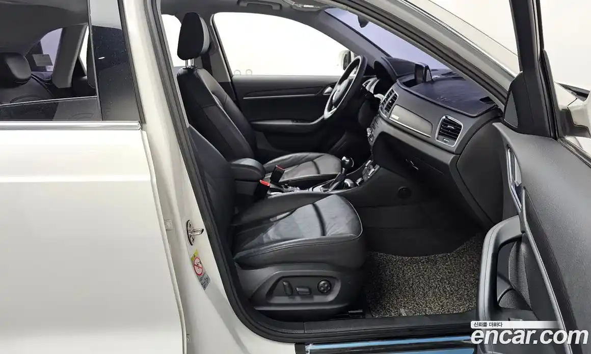 Audi Q3 2015 2.0 Автомат в Москве № 496177, фото 11