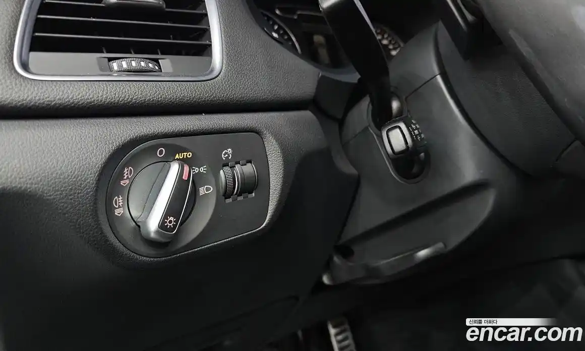 Audi Q3 2015 2.0 Автомат в Москве № 496177, фото 15