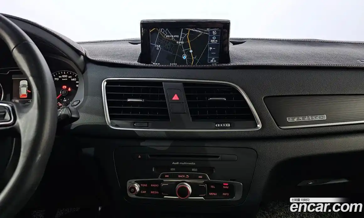 Audi Q3 2015 2.0 Автомат в Москве № 496177, фото 16