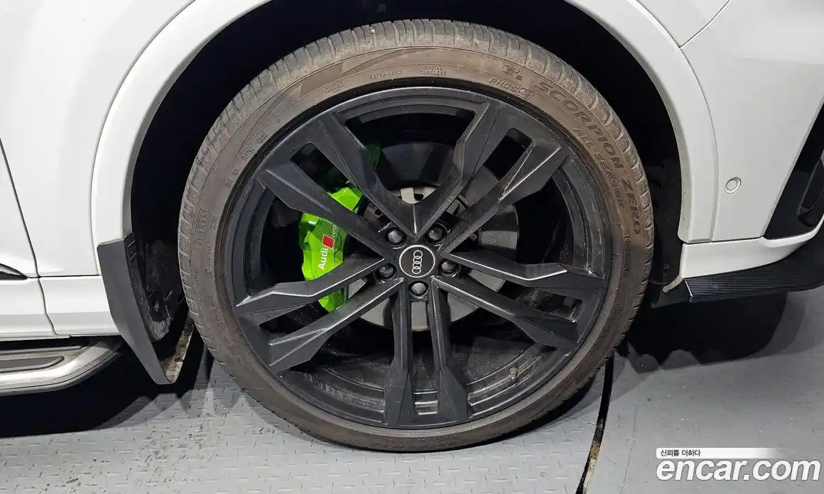 Audi Q7 2023 3.0 Автомат в Москве № 496270, фото 5