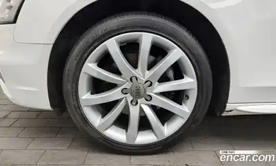 Audi A4 2015 2.0 Автомат в Москве № 497127, миниатюра 5